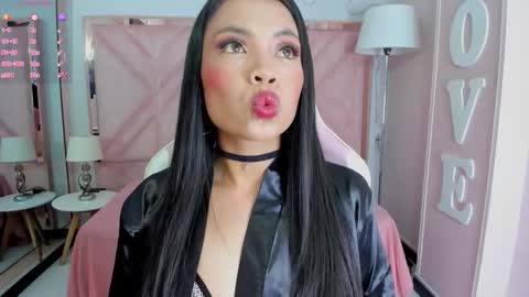 maiyajoness online show from October 15, 4:01 am