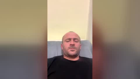 majest1k online show from January 15, 8:01 pm