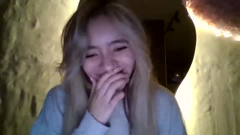 majo_gomezz online show from December 3, 4:53 am