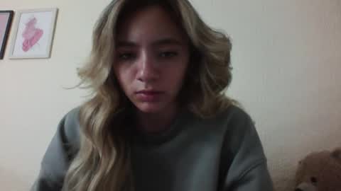 majo_gomezz online show from February 13, 12:06 am