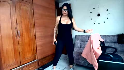 Snapshot of majo_soussa chatting on June 4, 2:34 pm Majo Soussa online show from June 4, 2:34 pm