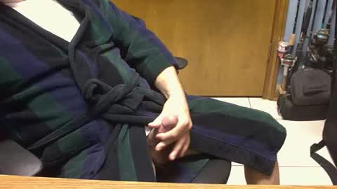 Snapshot of majormike34 chatting on February 4, 12:44 pm majormike34 online show from February 4, 12:44 pm