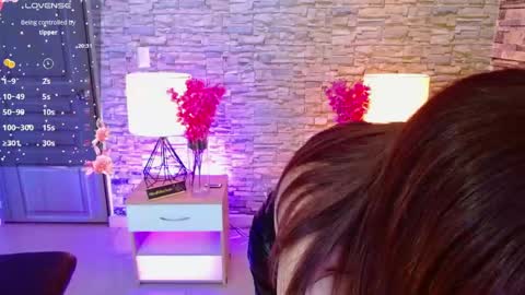 Snapshot of makarena_medina chatting on April 19, 10:12 pm Makarena online show from April 19, 10:12 pm