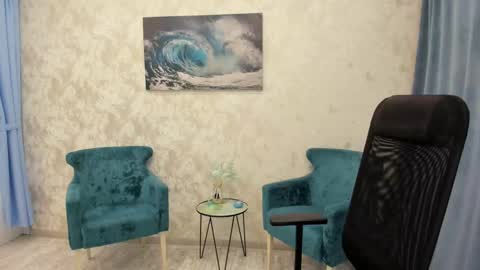 Chloe online show from February 12, 6:40 am