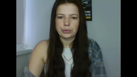 Snapshot of make_mesmile chatting on February 16, 6:42 am make_mesmile online show from February 16, 6:42 am