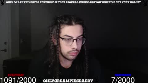 Snapshot of makeitraincreampiedaddy chatting on May 28, 6:00 am onlycreampiesdaddy online show from May 28, 6:00 am