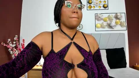 makena online show from September 20, 3:51 am