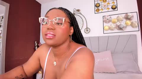 makena online show from November 5, 3:17 am