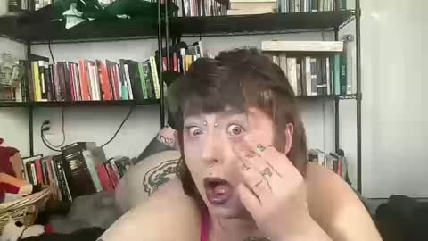 makeopaloh online show from October 17, 8:44 pm