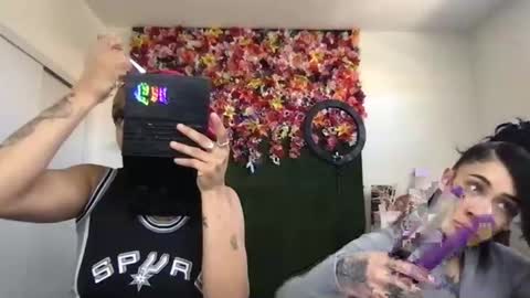 hokulani online show from March 10, 9:07 pm