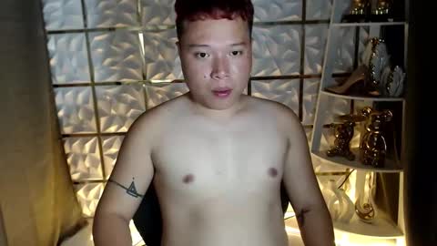 Snapshot of makeuscum_sluts chatting on March 13, 1:56 am mika lerie lina scarlet zia online show from March 13, 1:56 am