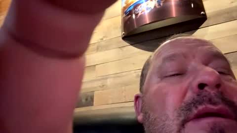 makeyousquirt1969 online show from February 5, 6:51 am