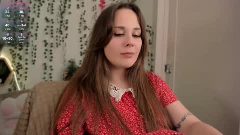 Snapshot of makima_lee chatting on December 20, 9:00 pm Makima online show from December 20, 9:00 pm