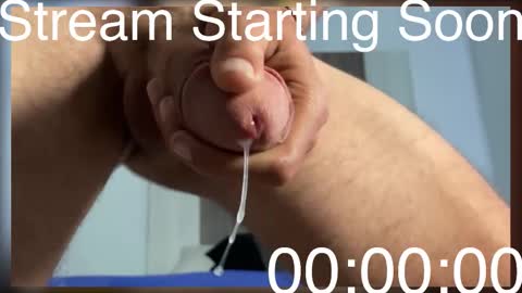 Snapshot of makingmoans chatting on October 4, 12:08 am Mack Makingmoans Twitter online show from October 4, 12:08 am