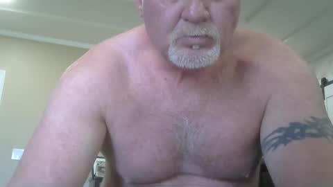 Snapshot of makinit0808 chatting on May 20, 4:35 pm makinit0808 online show from May 20, 4:35 pm