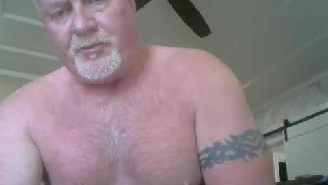 Snapshot of makinit0808 chatting on May 22, 8:25 pm makinit0808 online show from May 22, 8:25 pm