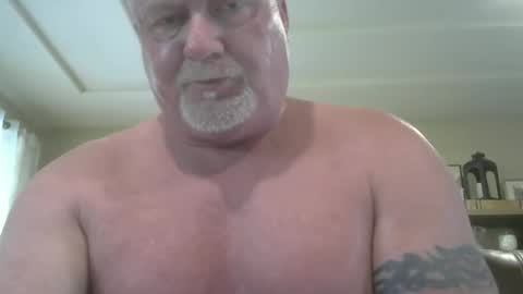 Snapshot of makinit0808 chatting on May 27, 9:56 pm makinit0808 online show from May 27, 9:56 pm