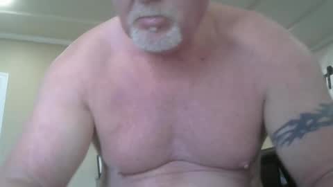 Snapshot of makinit0808 chatting on May 28, 4:15 pm makinit0808 online show from May 28, 4:15 pm