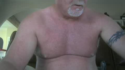 Snapshot of makinit0808 chatting on June 12, 2:38 pm makinit0808 online show from June 12, 2:38 pm