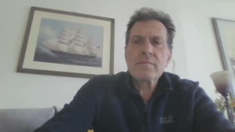 Snapshot of makis8989 chatting on December 9, 7:06 am makis8989 online show from December 9, 7:06 am