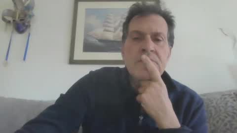 Snapshot of makis8989 chatting on December 10, 8:08 am makis8989 online show from December 10, 8:08 am