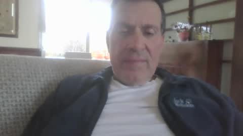 Snapshot of makis8989 chatting on December 22, 2:27 pm makis8989 online show from December 22, 2:27 pm