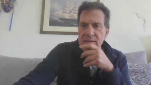 Snapshot of makis8989 chatting on January 16, 8:00 am makis8989 online show from January 16, 8:00 am