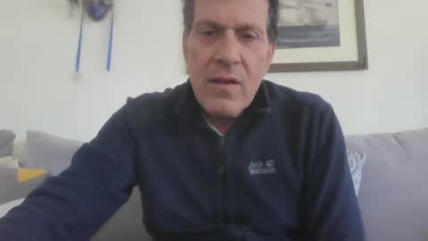 Snapshot of makis8989 chatting on January 19, 8:50 am makis8989 online show from January 19, 8:50 am