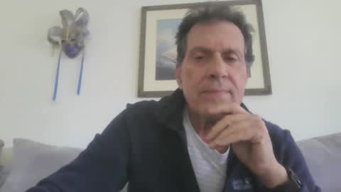 Snapshot of makis8989 chatting on January 25, 8:10 am makis8989 online show from January 25, 8:10 am