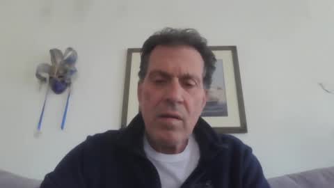 Snapshot of makis8989 chatting on January 29, 8:18 am makis8989 online show from January 29, 8:18 am