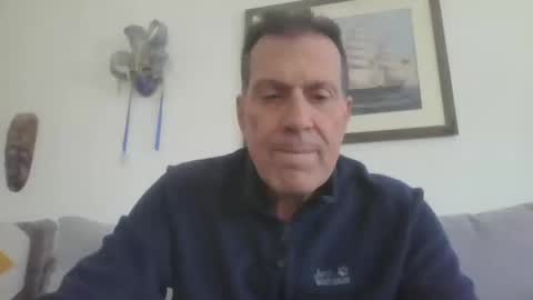 Snapshot of makis8989 chatting on February 1, 8:08 am makis8989 online show from February 1, 8:08 am