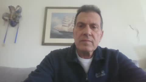 Snapshot of makis8989 chatting on February 3, 8:35 am makis8989 online show from February 3, 8:35 am