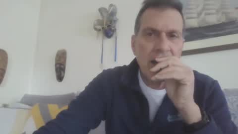 Snapshot of makis8989 chatting on February 7, 8:01 am makis8989 online show from February 7, 8:01 am