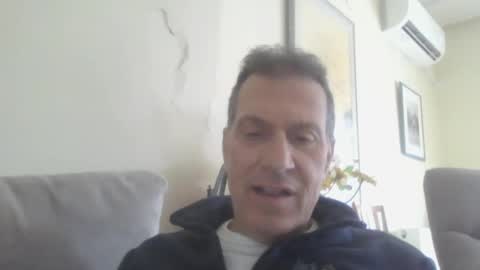 Snapshot of makis8989 chatting on February 8, 8:31 am makis8989 online show from February 8, 8:31 am