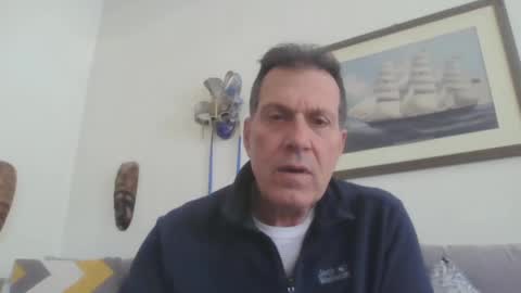 Snapshot of makis8989 chatting on February 12, 8:06 am makis8989 online show from February 12, 8:06 am