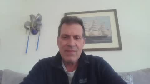 Snapshot of makis8989 chatting on February 18, 7:10 am makis8989 online show from February 18, 7:10 am