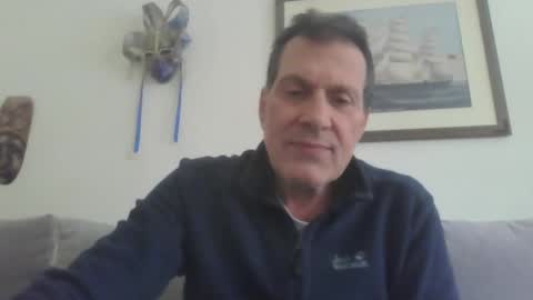 Snapshot of makis8989 chatting on February 22, 8:07 am makis8989 online show from February 22, 8:07 am