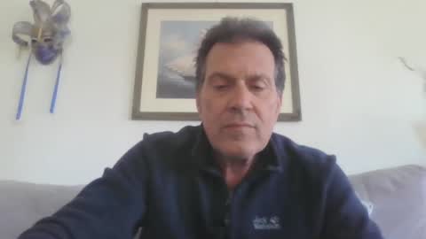 Snapshot of makis8989 chatting on March 10, 7:42 am makis8989 online show from March 10, 7:42 am