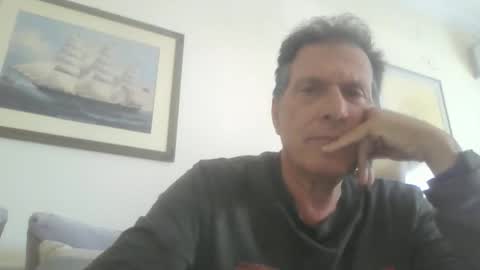 Snapshot of makis8989 chatting on October 13, 12:27 pm makis8989 online show from October 13, 12:27 pm