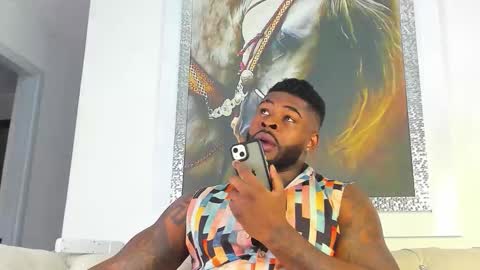 Makonnen online show from October 5, 1:59 am