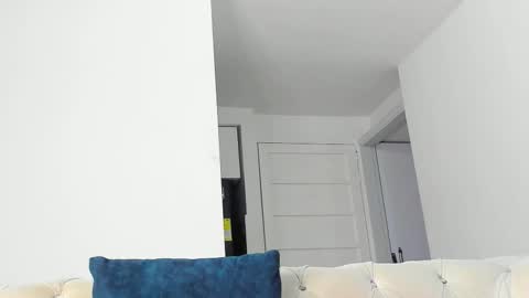 Makonnen online show from November 4, 4:33 am