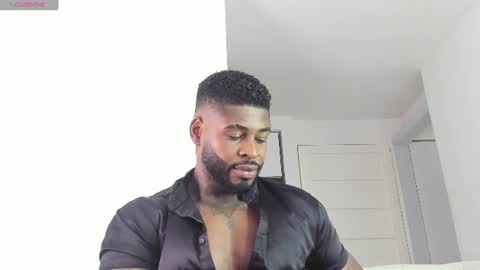 Snapshot of makonneen chatting on July 11, 8:33 pm Makonnen online show from July 11, 8:33 pm