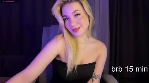 maksisisia online show from March 6, 3:08 pm