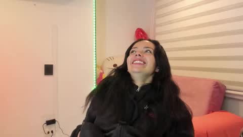 Snapshot of mal_norma chatting on March 1, 2:15 am Mal Norma online show from March 1, 2:15 am