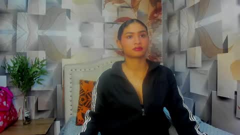 Snapshot of malaika_chalo chatting on August 4, 12:19 pm M A L A I K A online show from August 4, 12:19 pm