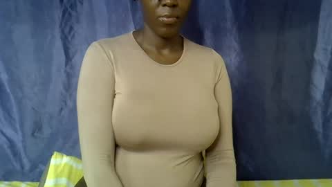 Snapshot of malaika_musa chatting on July 23, 5:27 am malaika_musa online show from July 23, 5:27 am