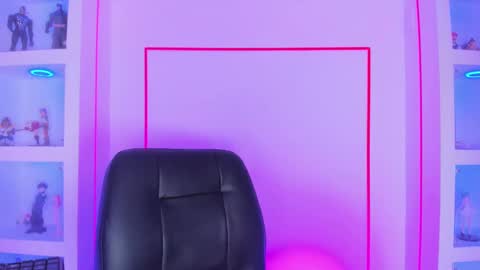   online show from February 11, 12:58 pm