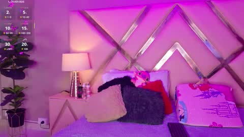   online show from February 12, 4:18 am