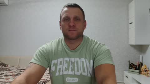 Snapshot of malchyshka chatting on December 2, 3:25 pm malchyshka online show from December 2, 3:25 pm