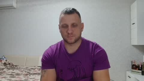 Snapshot of malchyshka chatting on December 10, 5:33 pm malchyshka online show from December 10, 5:33 pm